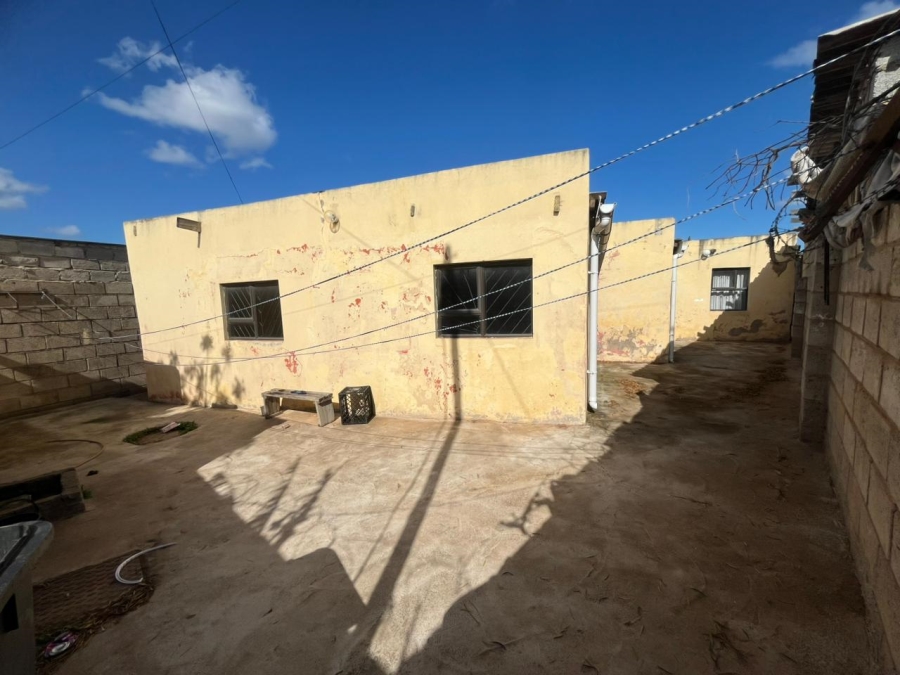  Bedroom Property for Sale in Zwide Eastern Cape